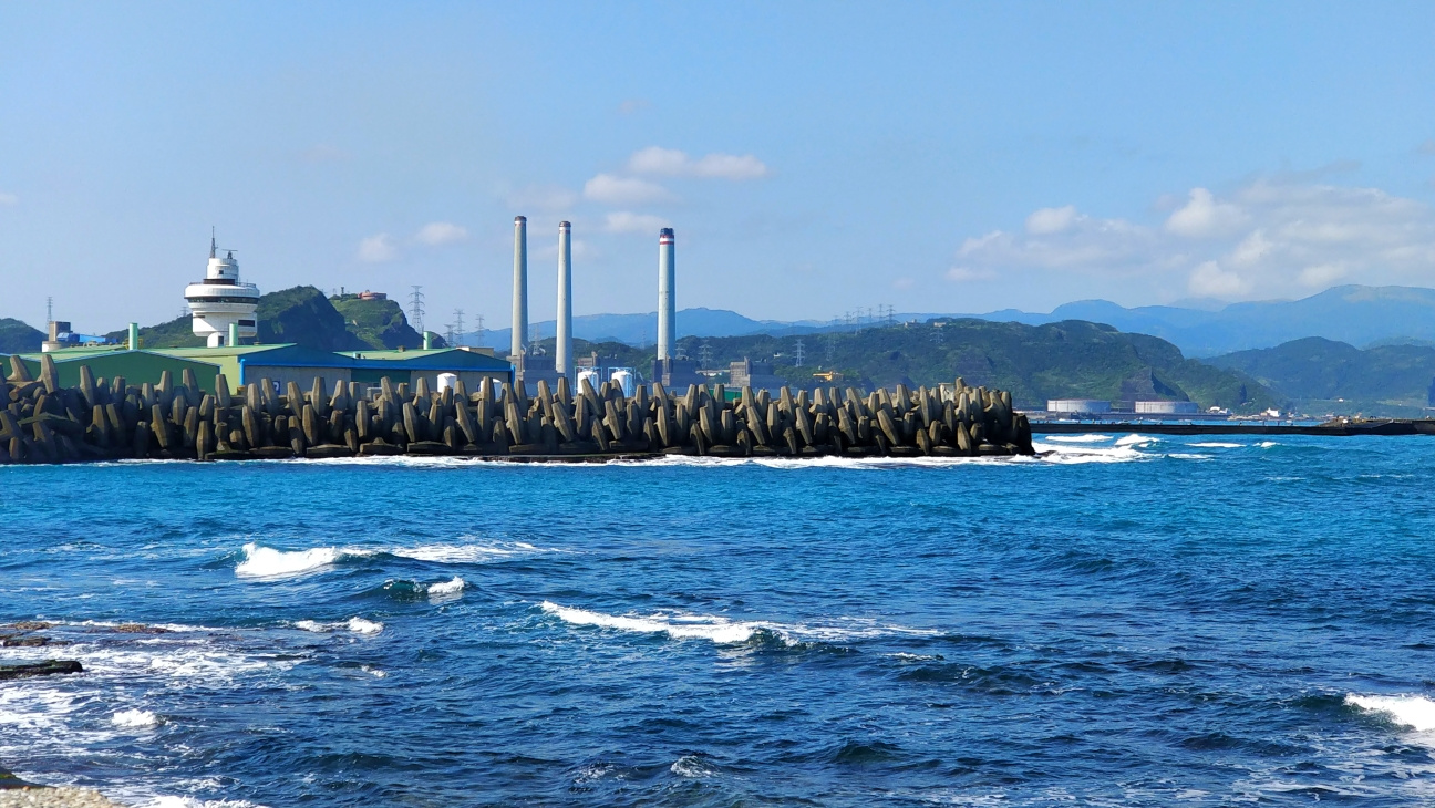 台湾，那些温暖如初的美好时光与海浪🌊🏮🌼